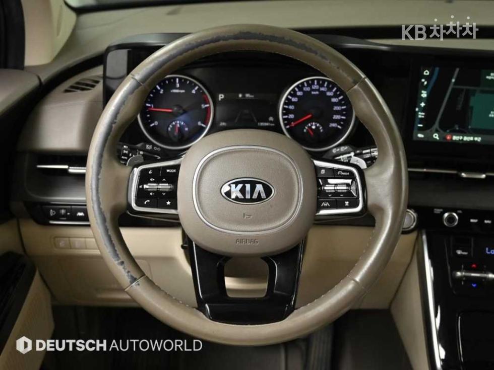 2021 - kia carnival