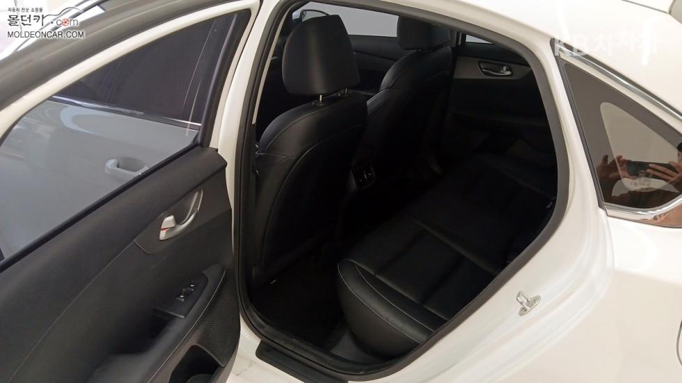 2019 - kia k3
