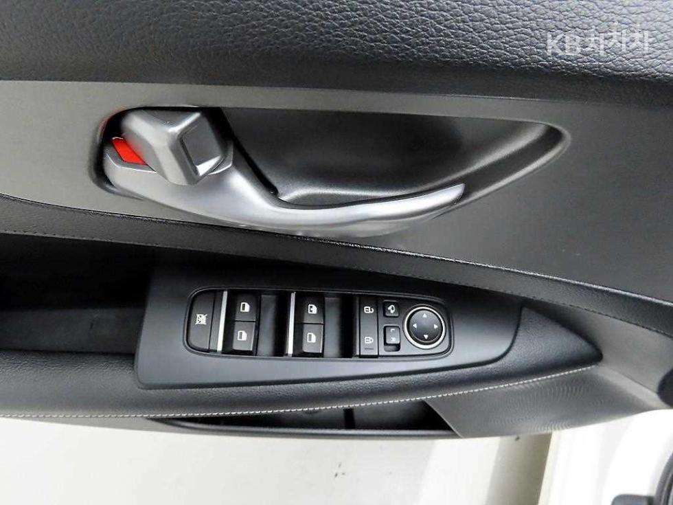 2019 - kia k3