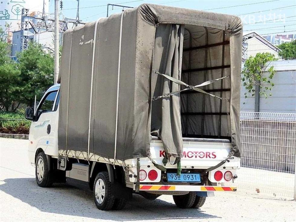 2020 - kia bongo iii