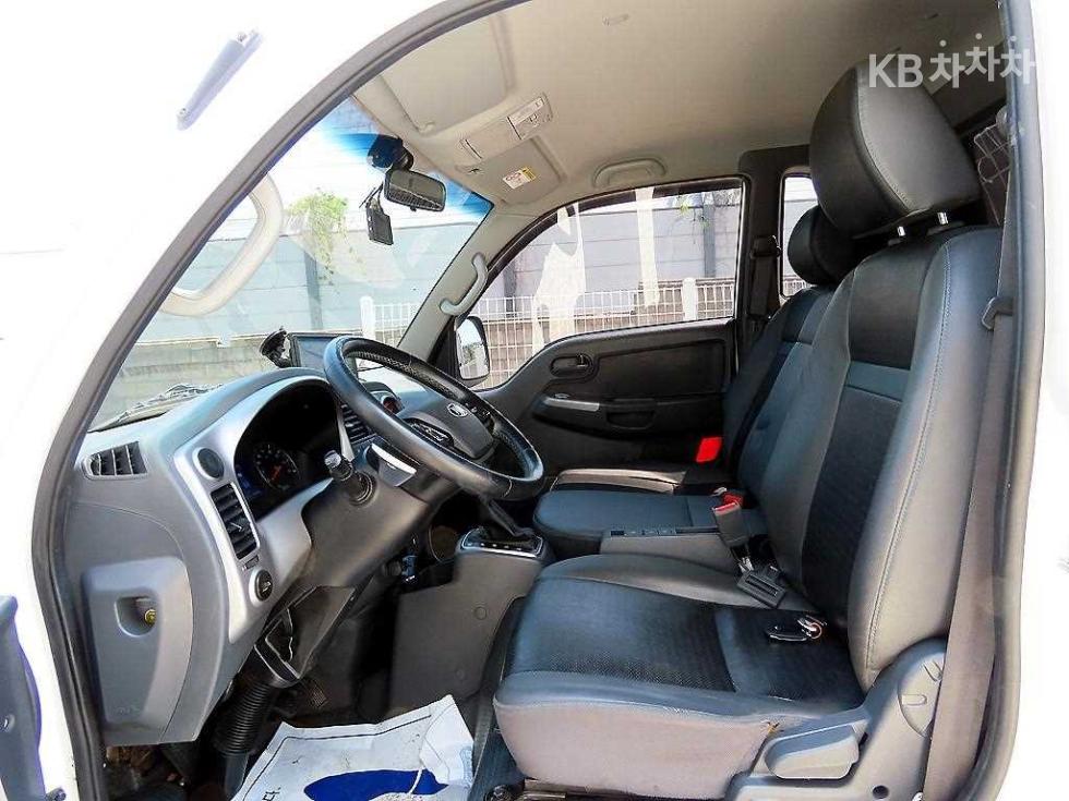 2020 - kia bongo iii