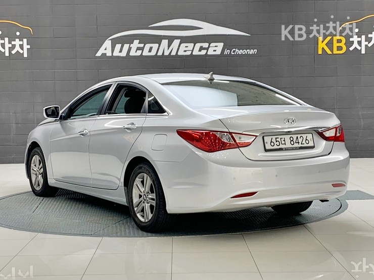 Hyundai Sonata — miniaturë 4