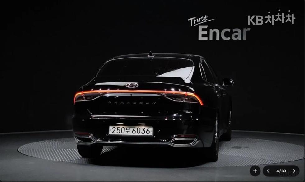 Hyundai Grandeur — miniaturë 4