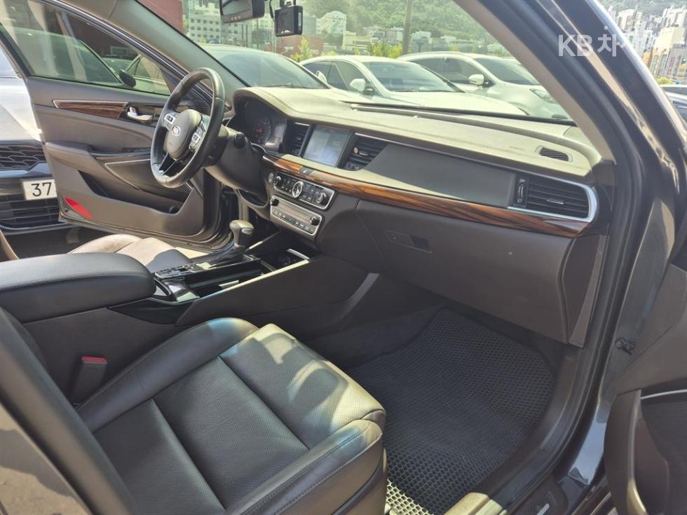 2016 - kia k7