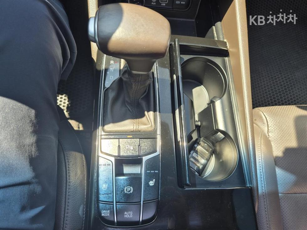 2016 - kia k7