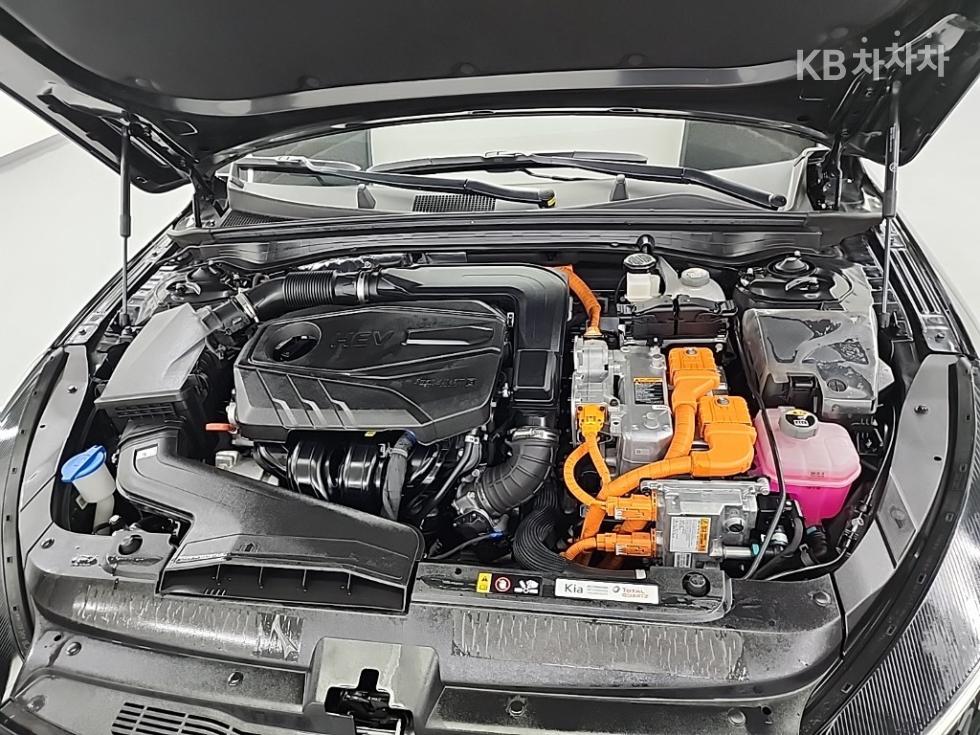 2023 - kia k5