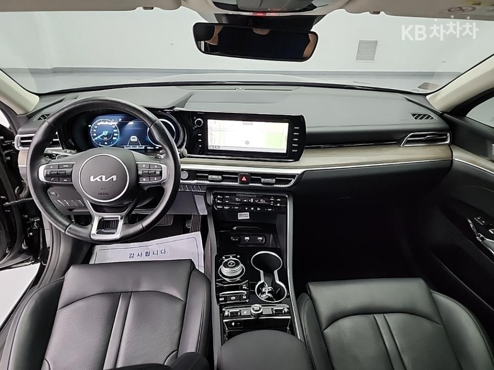2023 - kia k5