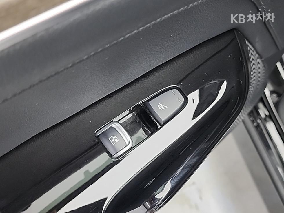 2023 - kia k5