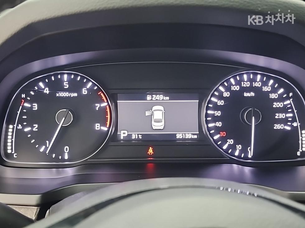 2021 - kia k7