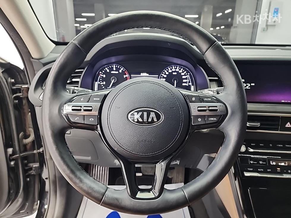 2021 - kia k7