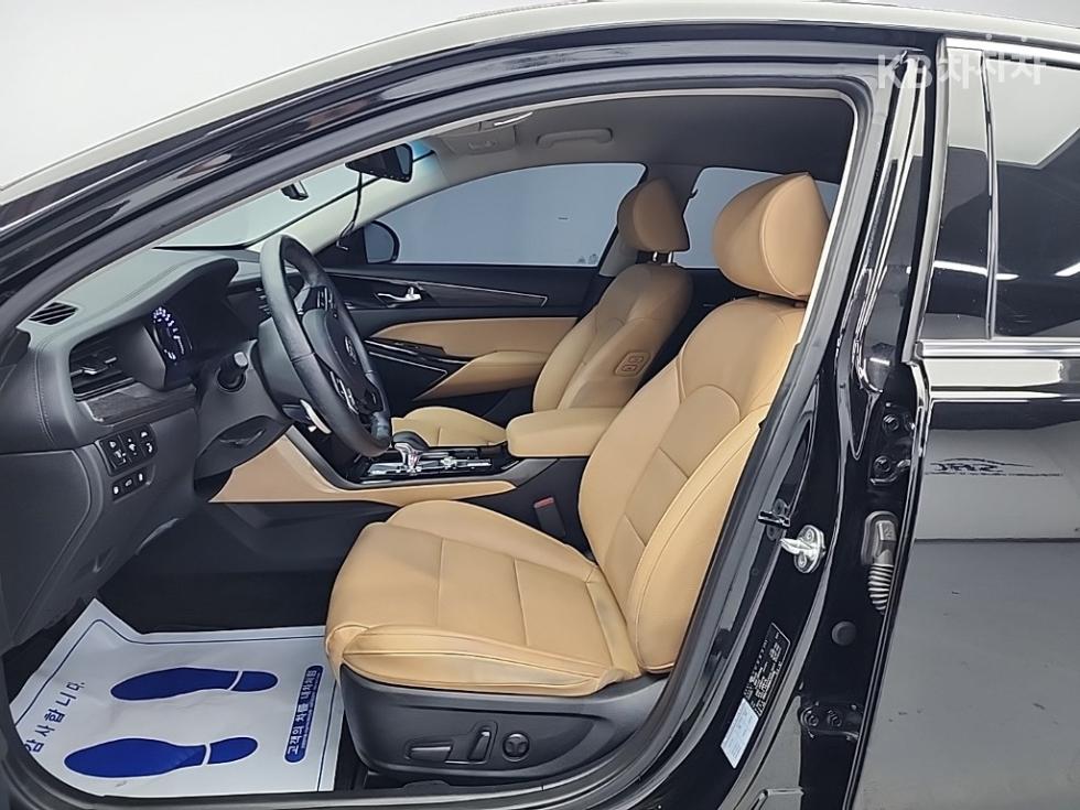2021 - kia k7