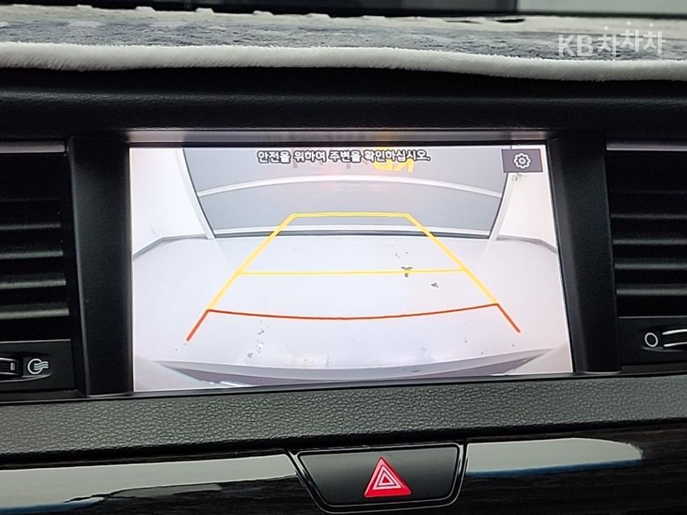 2017 - kia k7