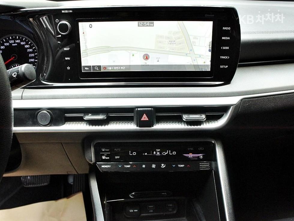2021 - kia k5