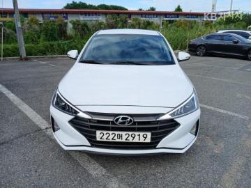Hyundai Avante 렌터카 1.6 LPi — foto 1