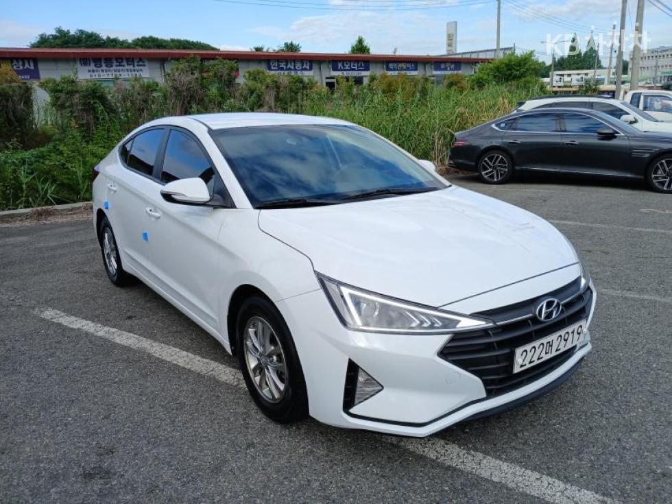 Hyundai Avante — miniaturë 3