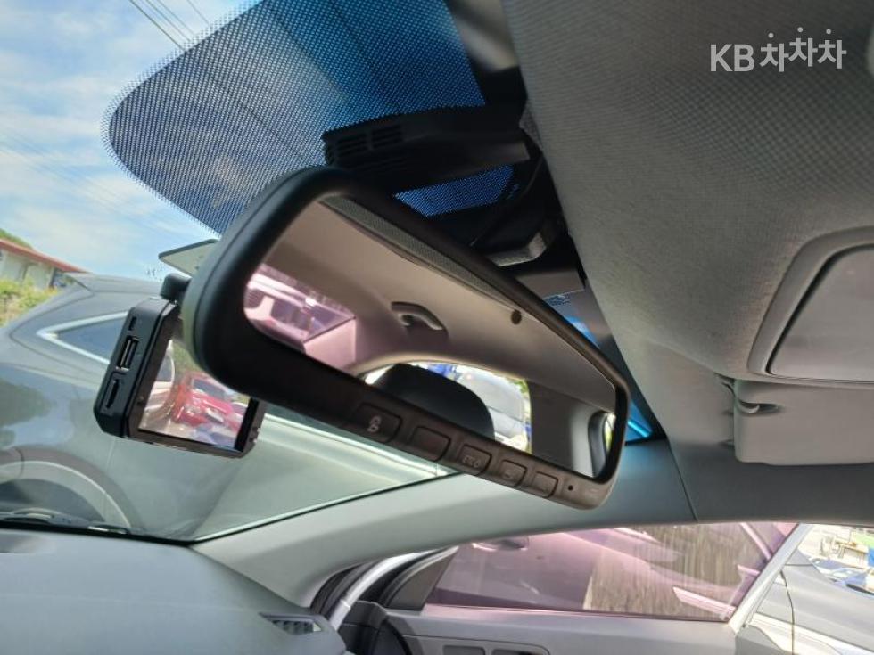 Hyundai Avante — miniaturë 14