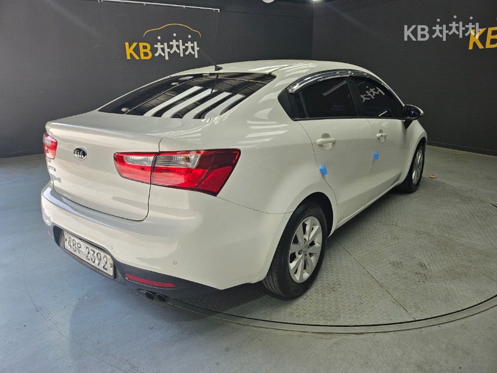 2014 - kia pride