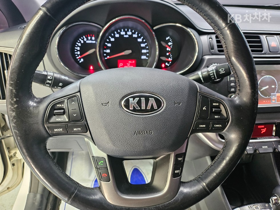 2014 - kia pride