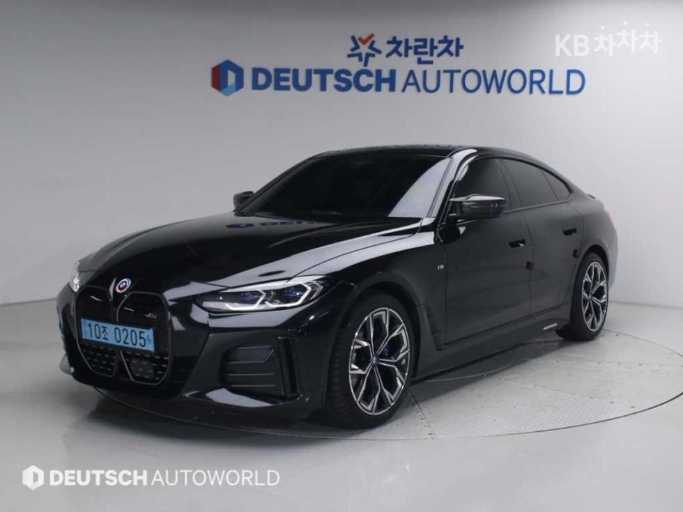 BMW i4 2022년식 BMW i4 eDrive40 M Sport Pro
