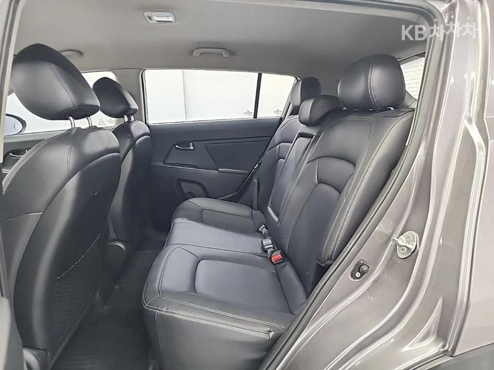2011 - kia sportage