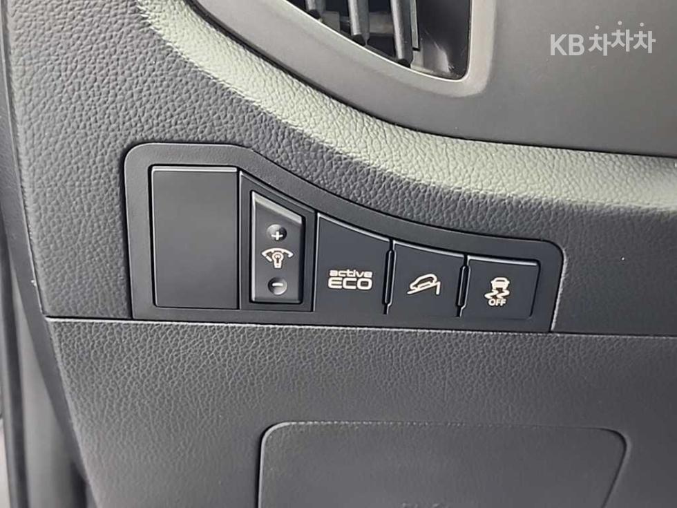 2011 - kia sportage