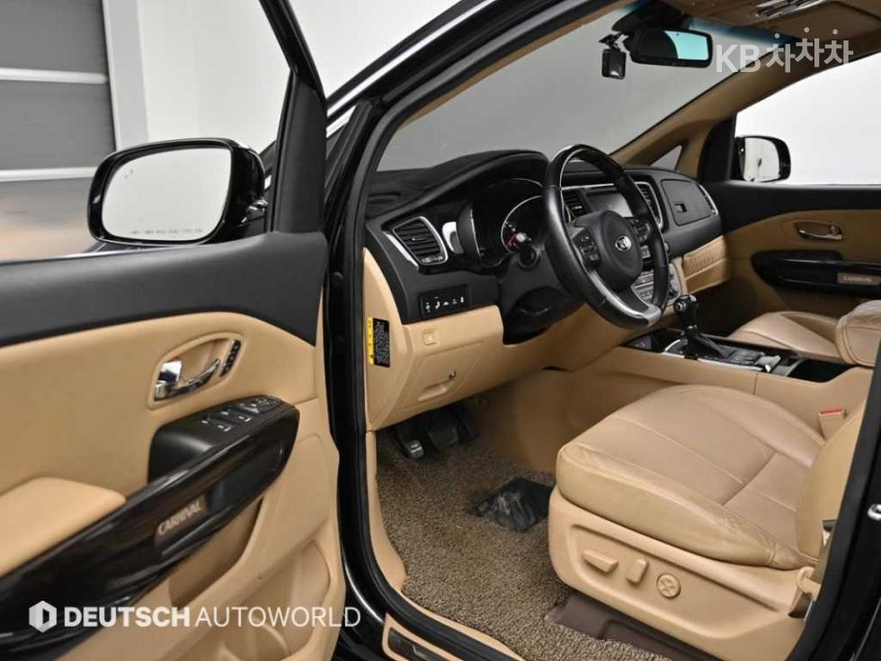 2016 - kia carnival