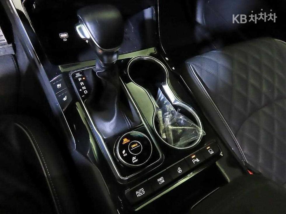 2022 - kia mohave