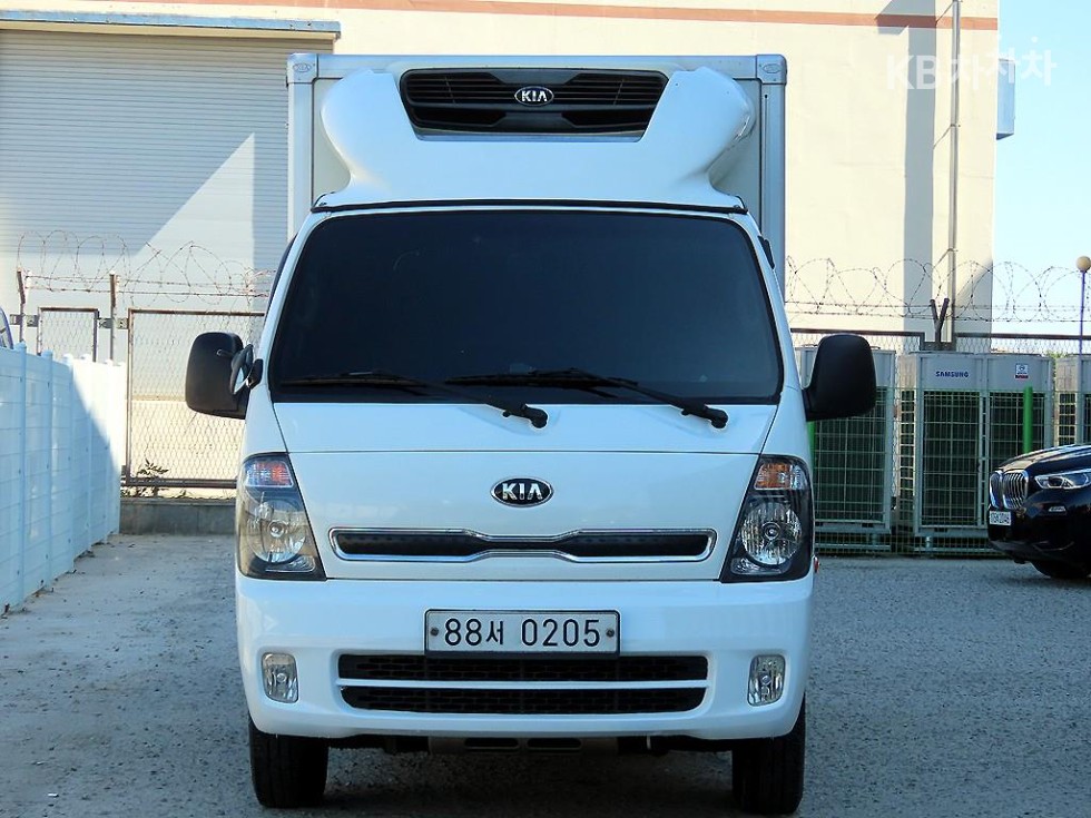 2019 - kia bongo iii