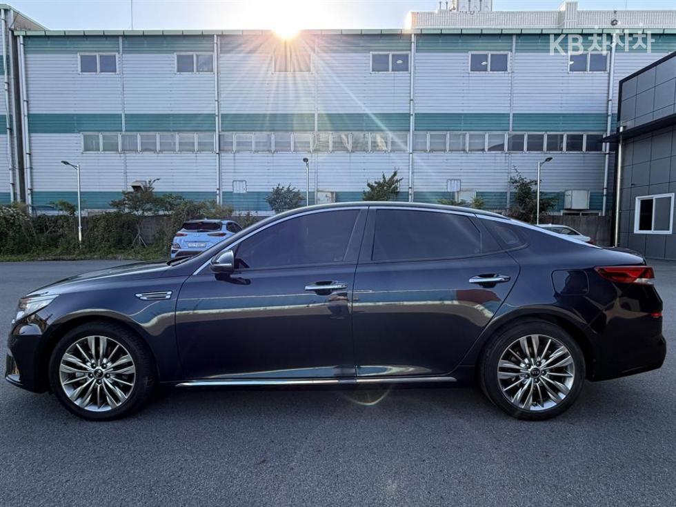 2020 - kia k5