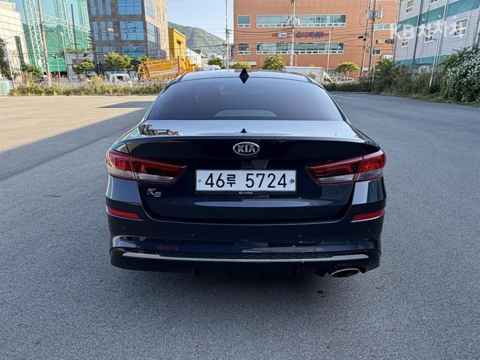 2020 - kia k5
