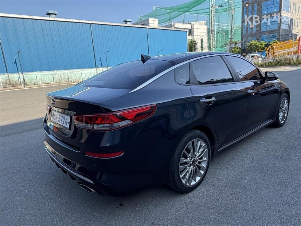 2020 - kia k5