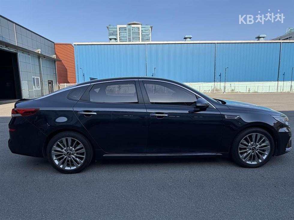 2020 - kia k5
