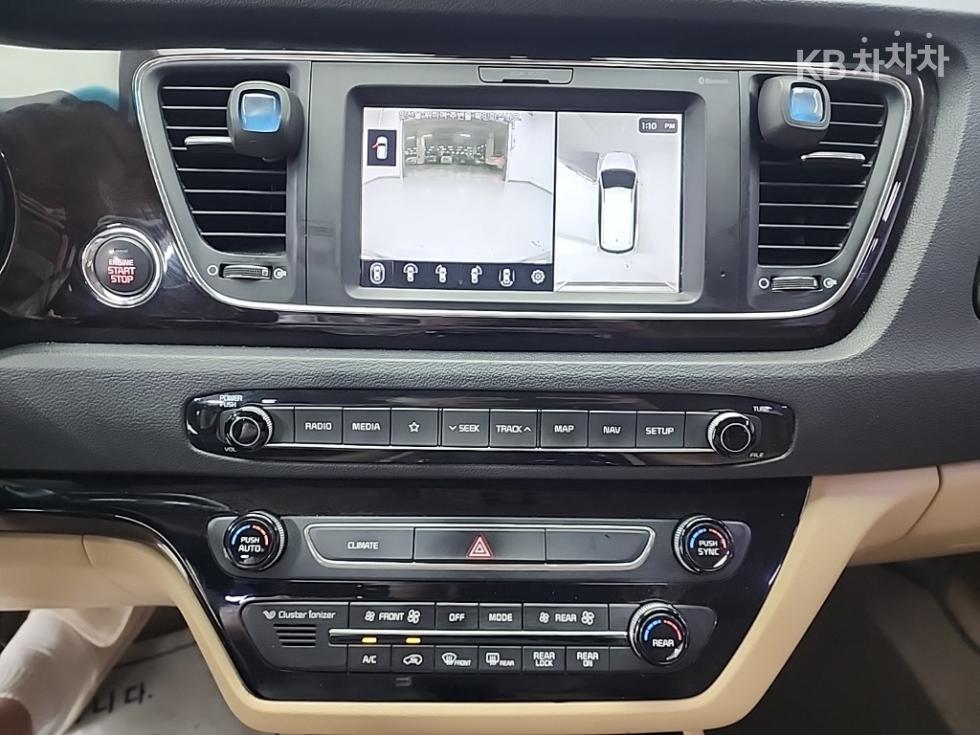 2019 - kia carnival