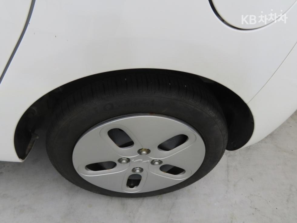 2024 - kia kia