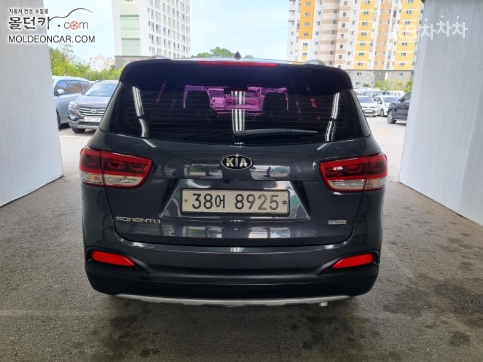 2016 - kia sorento