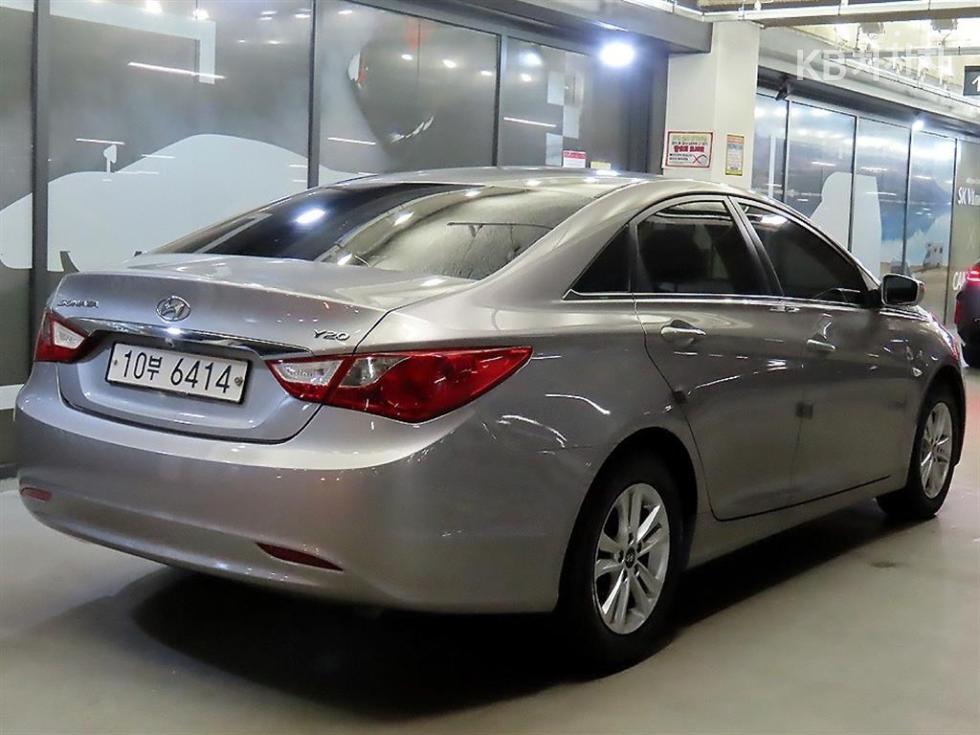 Hyundai Sonata — miniaturë 4