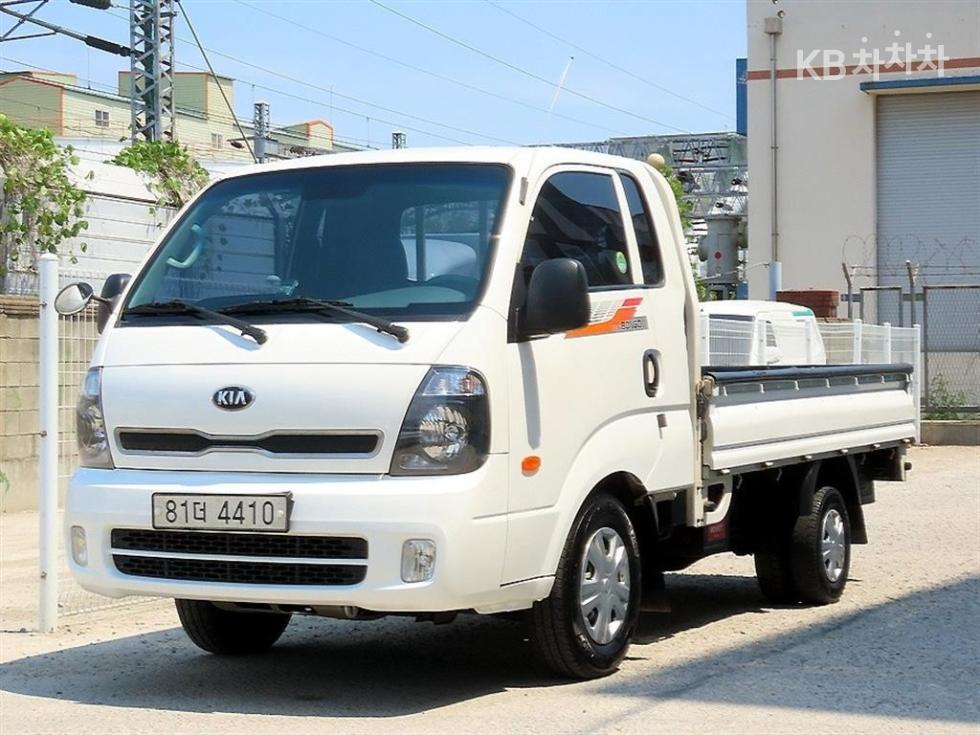 2018 - kia bongo iii