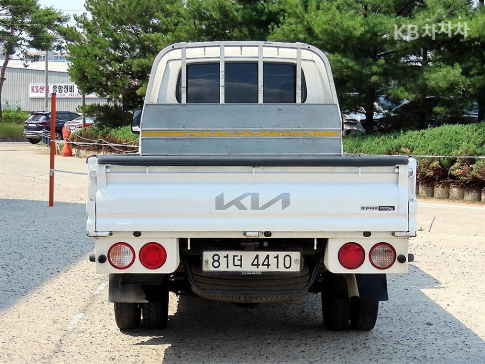 2018 - kia bongo iii