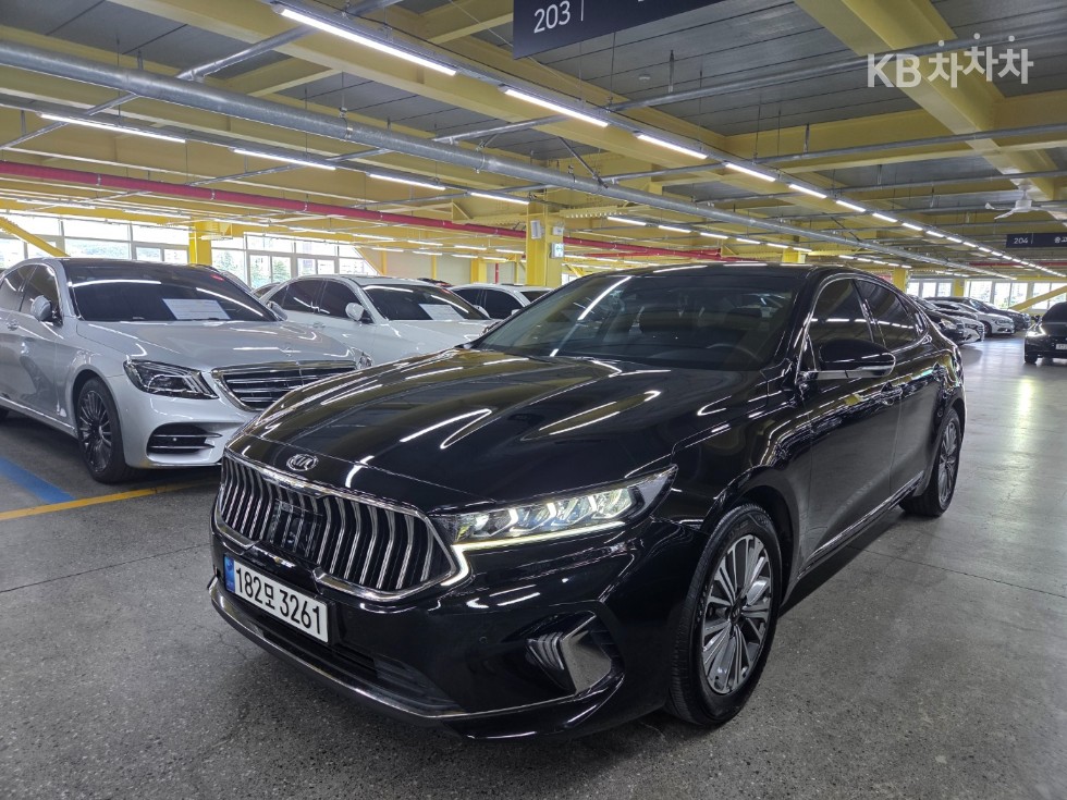 2021 - kia k7