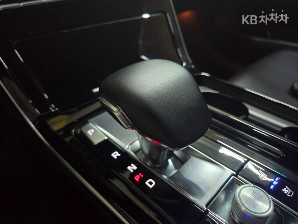 2021 - kia k7