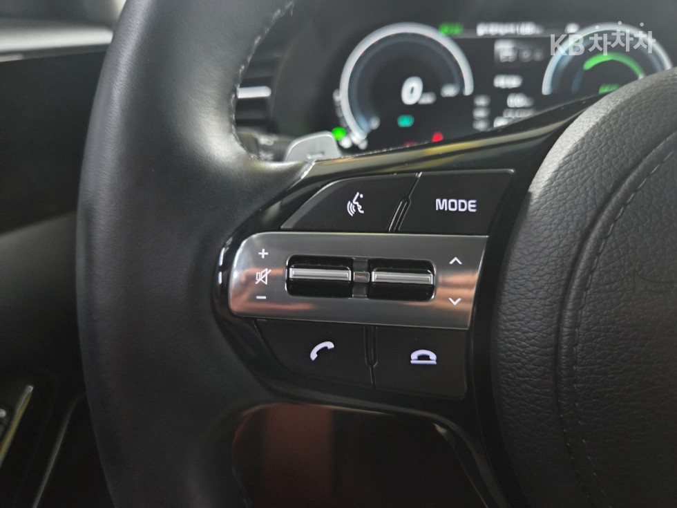 2021 - kia k7