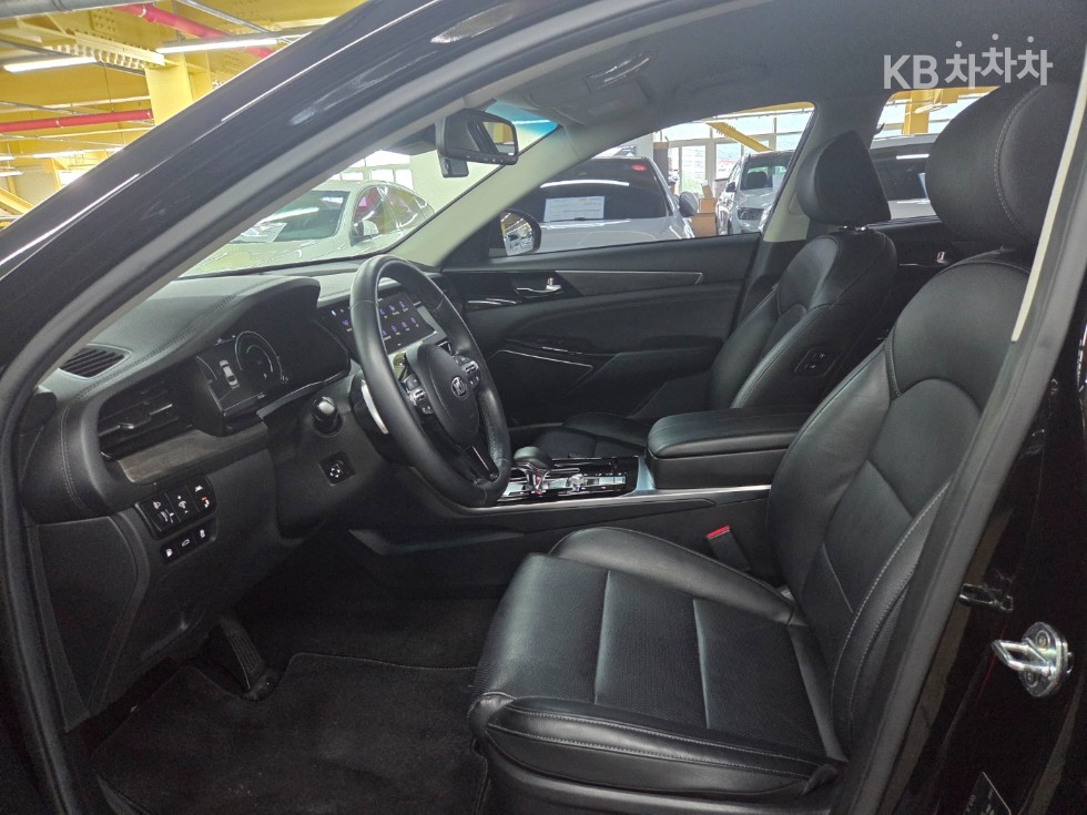 2021 - kia k7