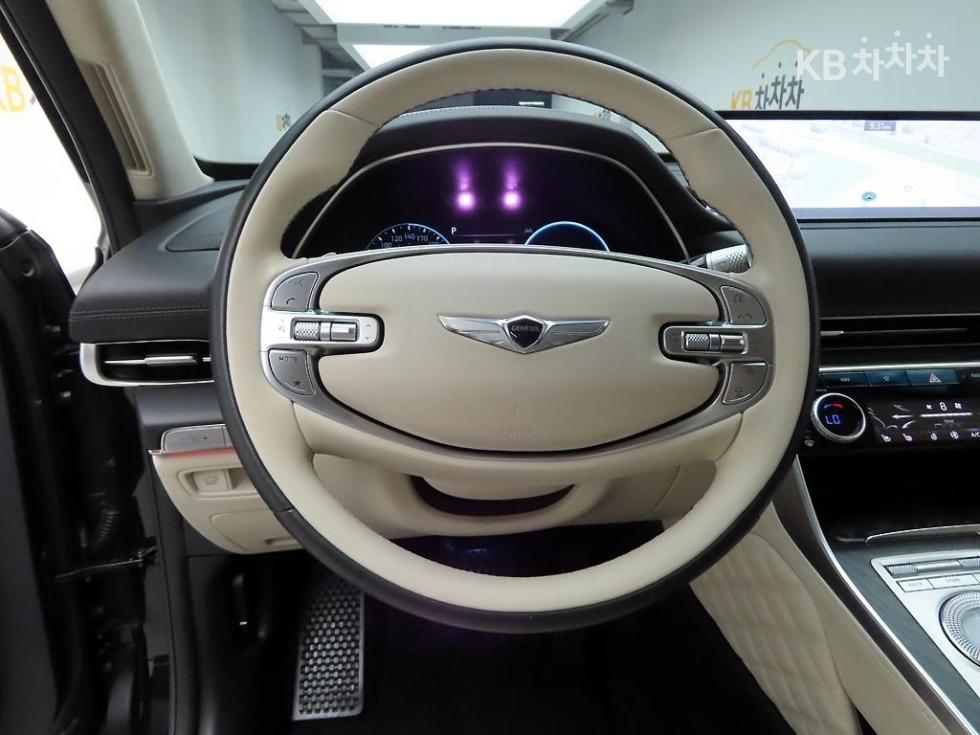 2022 Genesis GV80 photo
