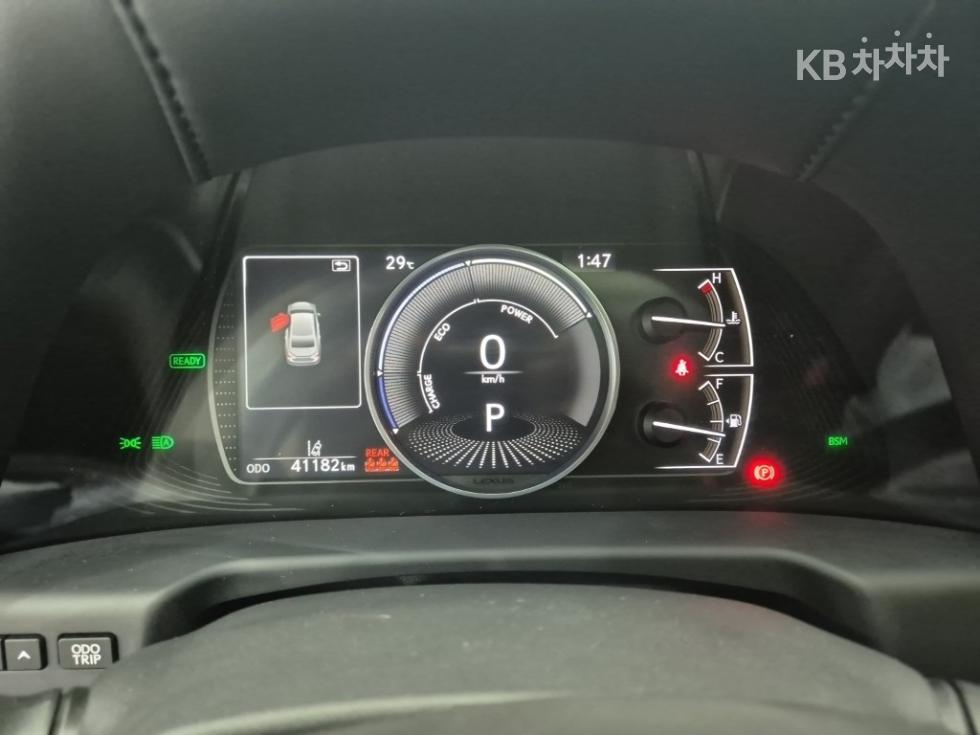 2021 - lexus es