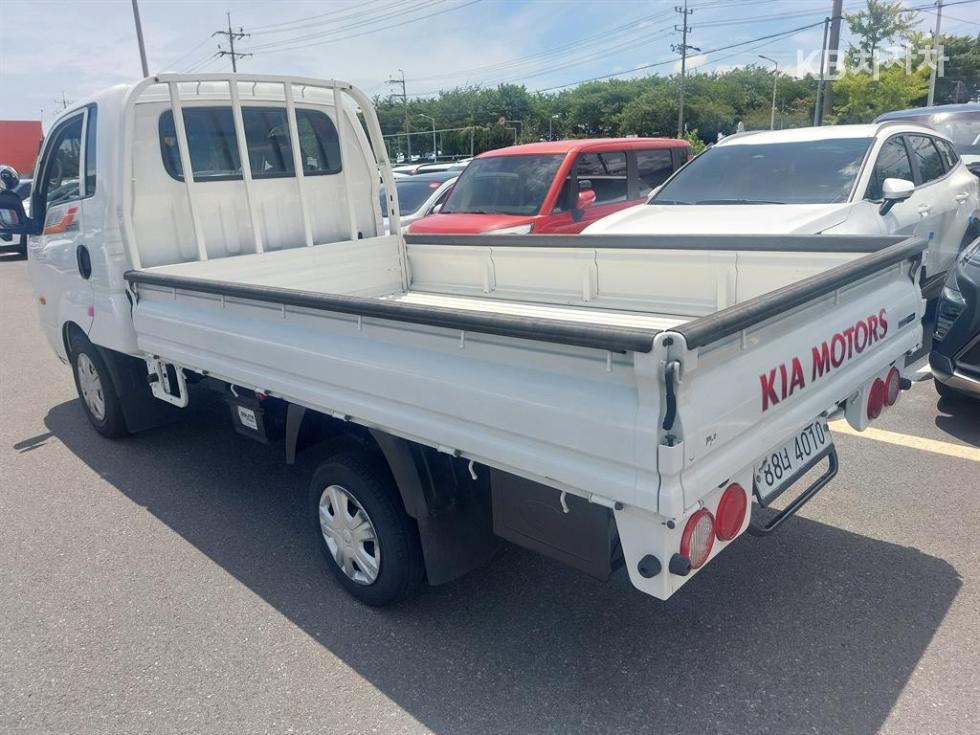2019 - kia bongo iii