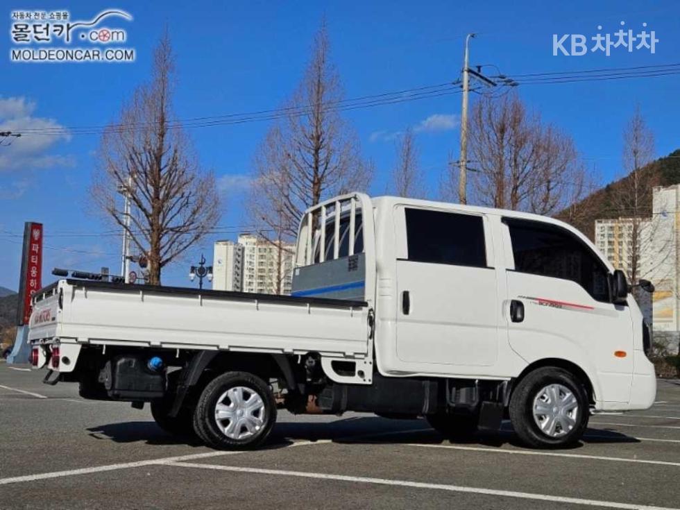 2020 - kia bongo iii