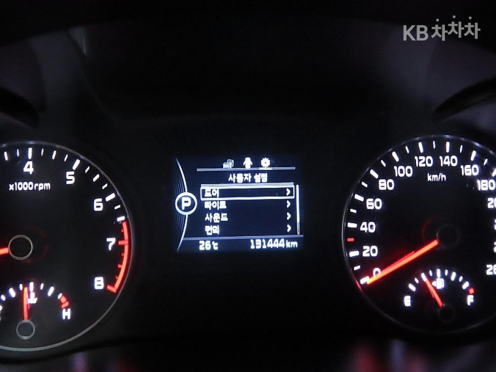 Kia K5 — miniaturë 8
