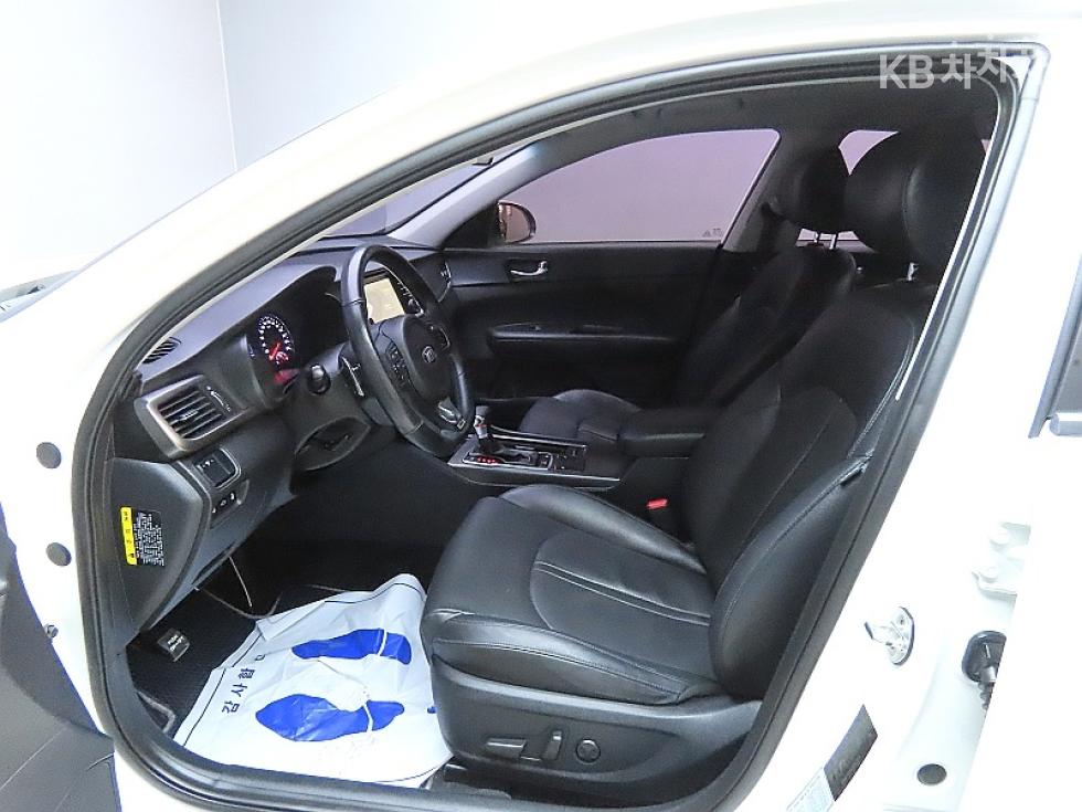 Kia K5 — miniaturë 10
