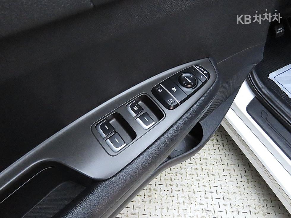 Kia K5 — miniaturë 13