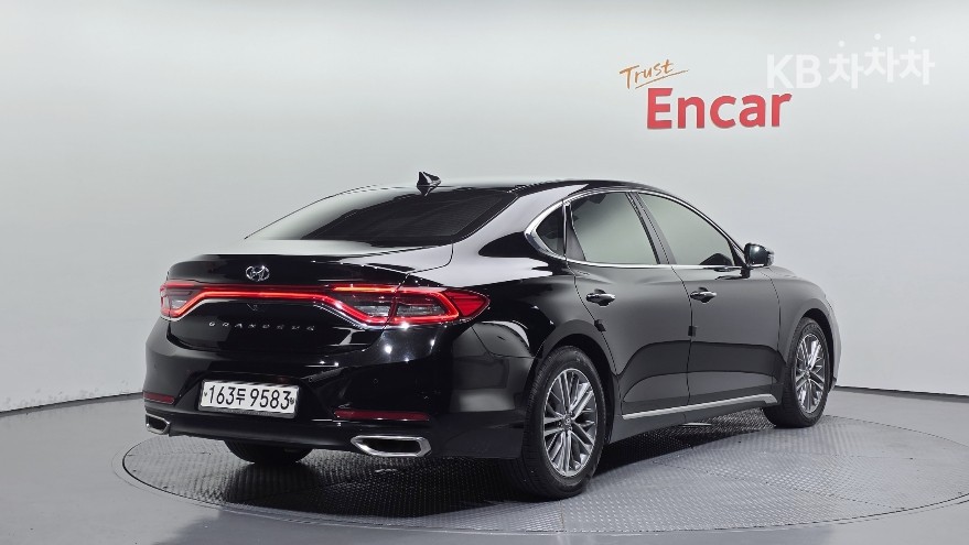 Hyundai Grandeur — miniaturë 2